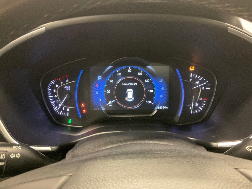 2020 Hyundai Santa Fe SEL 2.0T photo 2