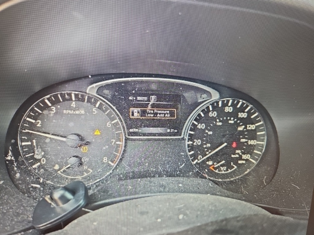 Used 2020 Nissan Pathfinder SV with VIN 5N1DR2BM3LC608483 for sale in Moorhead, Minnesota