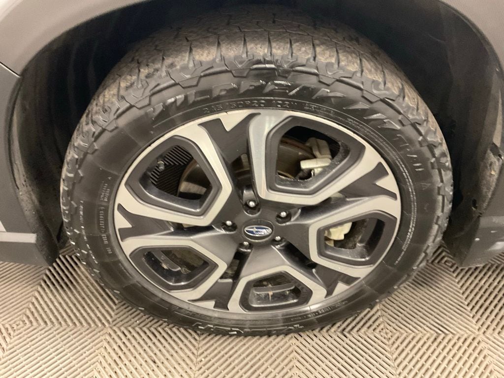 2023 Subaru Ascent Limited photo 3