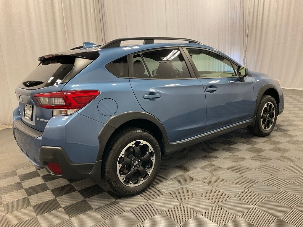 2023 Subaru Crosstrek Premium photo 3
