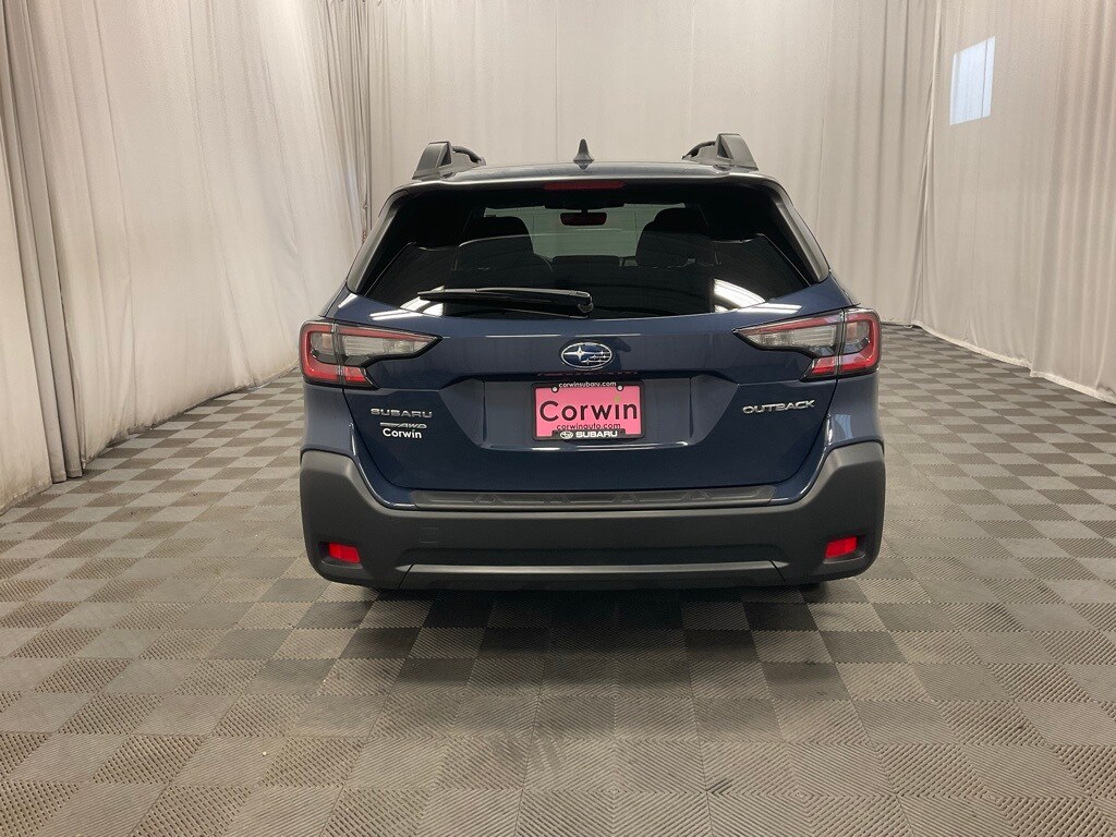 2023 Subaru Outback Premium photo 3