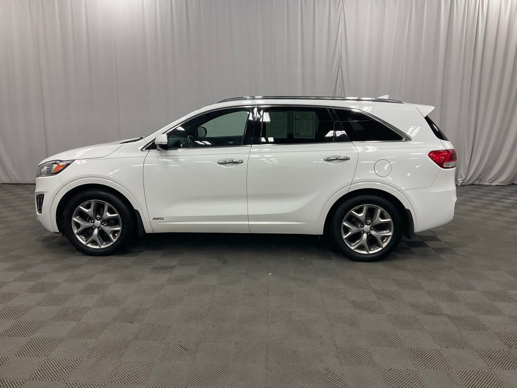 Used 2016 Kia Sorento Limited with VIN 5XYPKDA15GG016142 for sale in Moorhead, Minnesota