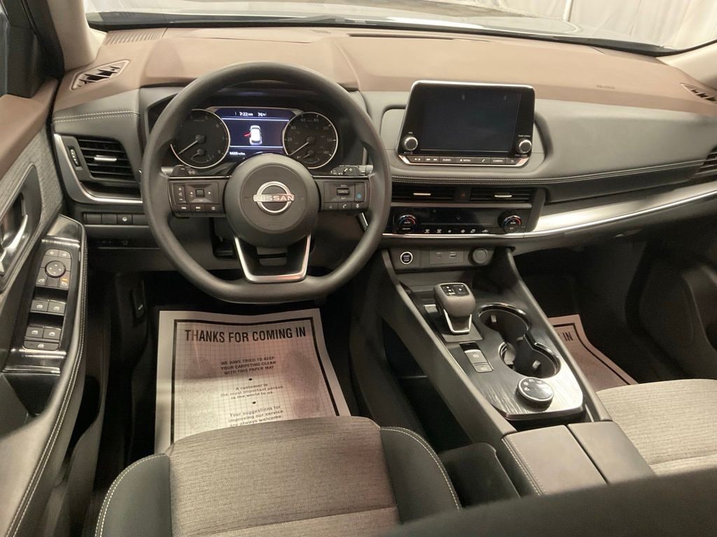 Used 2023 Nissan Rogue SV SUV