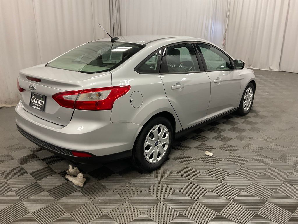 Used 2012 Ford Focus SE with VIN 1FAHP3F22CL227594 for sale in Moorhead, Minnesota