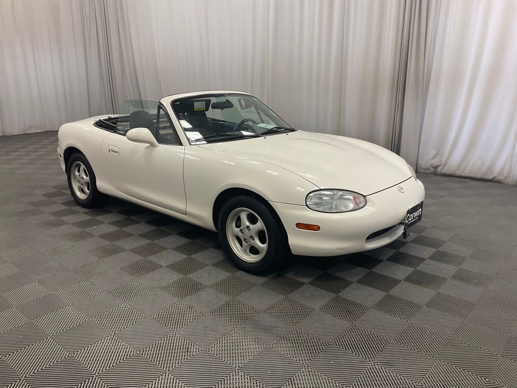 Used 1999 Mazda MX-5 Base with VIN JM1NB3530X0104339 for sale in Moorhead, Minnesota