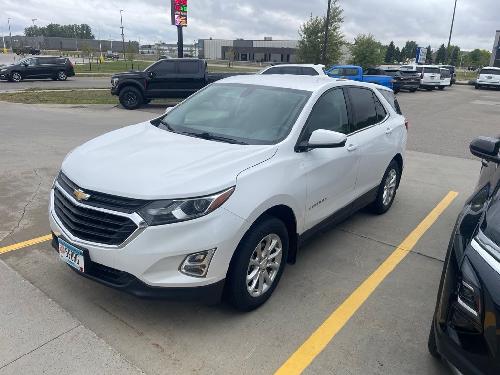 Used 2018 Chevrolet Equinox LT with VIN 2GNAXSEVXJ6272927 for sale in Moorhead, Minnesota