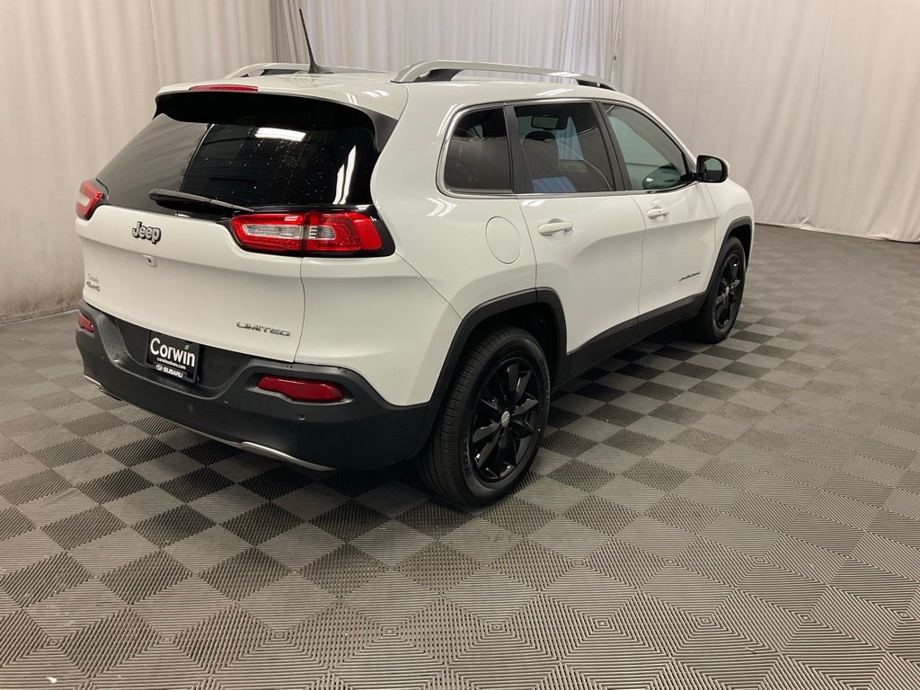 Used 2018 Jeep Cherokee Limited with VIN 1C4PJMDB2JD508270 for sale in Moorhead, Minnesota
