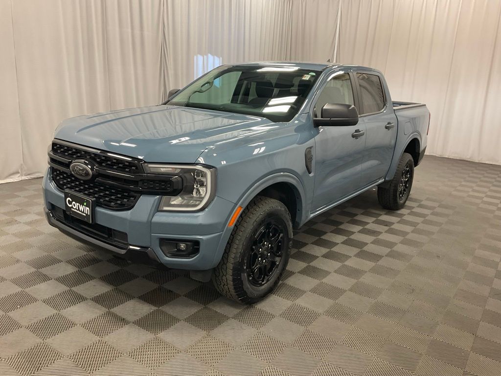 2025 Ford Ranger XLT photo 3