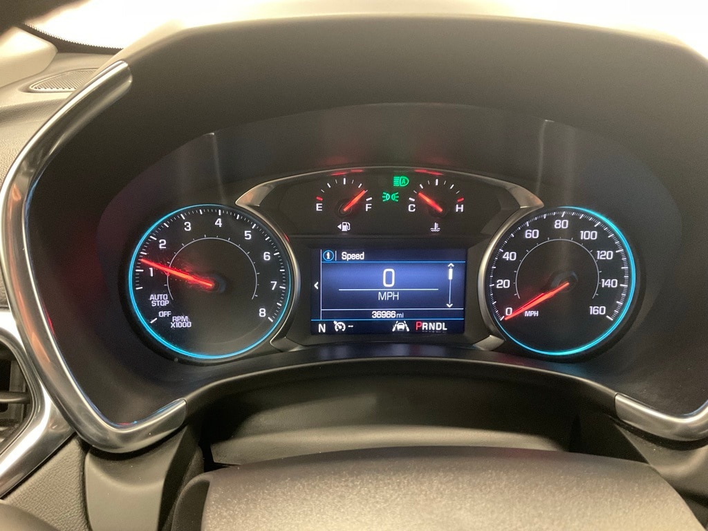 Used 2024 Chevrolet Equinox LT with VIN 3GNAXUEG8RS202126 for sale in Moorhead, Minnesota