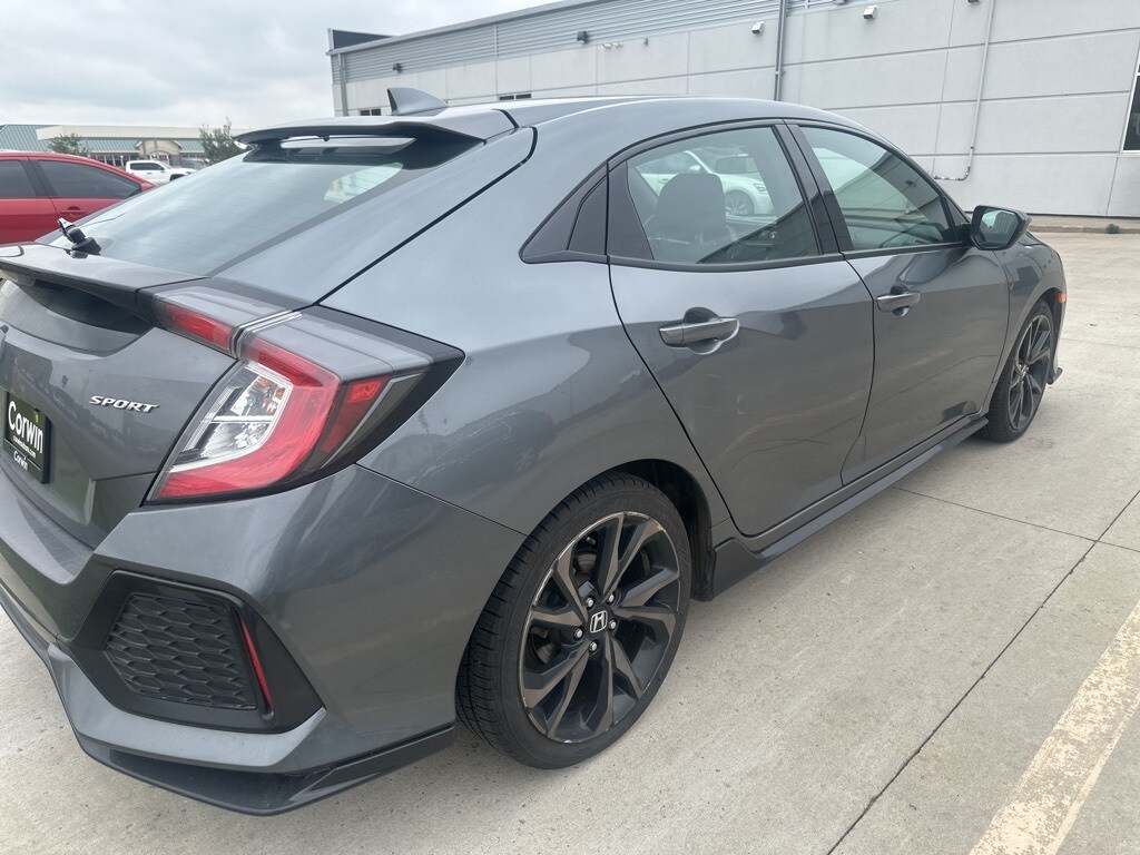 2019 Honda Civic Sport Hatchback photo 3