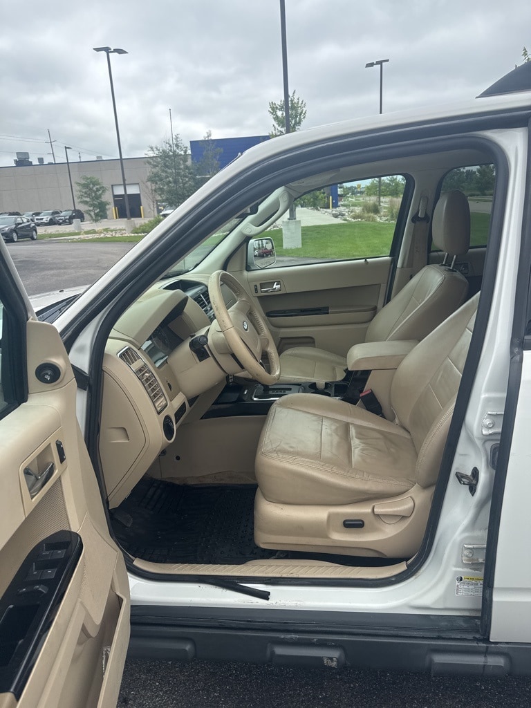 Used 2011 Ford Escape Limited with VIN 1FMCU9EG6BKC14019 for sale in Moorhead, Minnesota