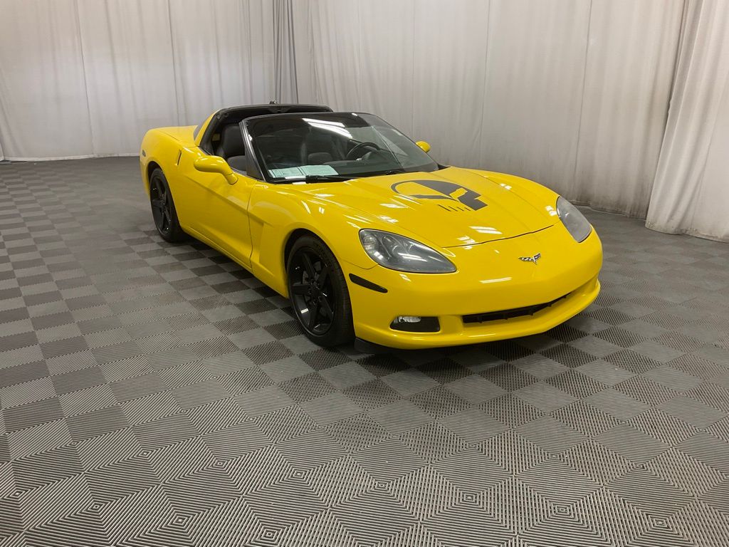 Used 2005 Chevrolet Corvette Base with VIN 1G1YY24U955136599 for sale in Moorhead, Minnesota