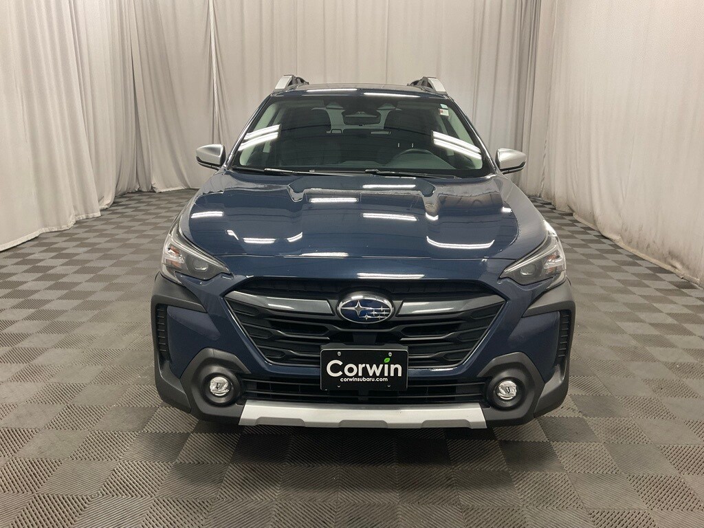2024 Subaru Outback Touring photo 3