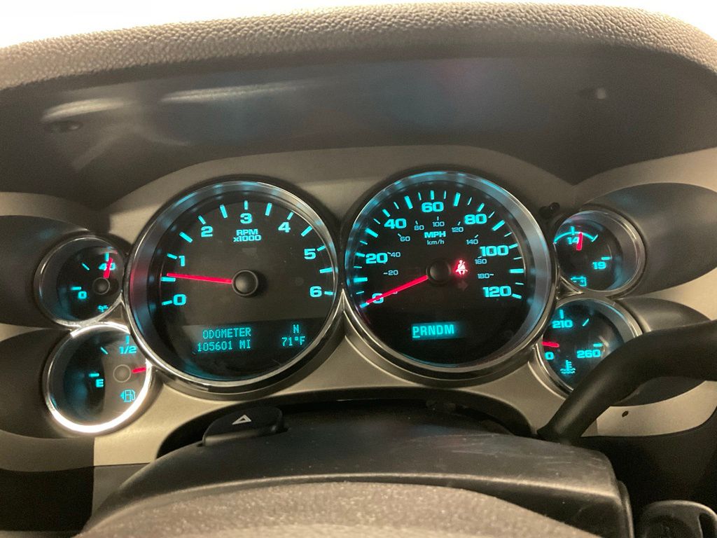 Used 2012 Chevrolet Silverado 1500 LT with VIN 1GCPKSE78CF233717 for sale in Moorhead, Minnesota