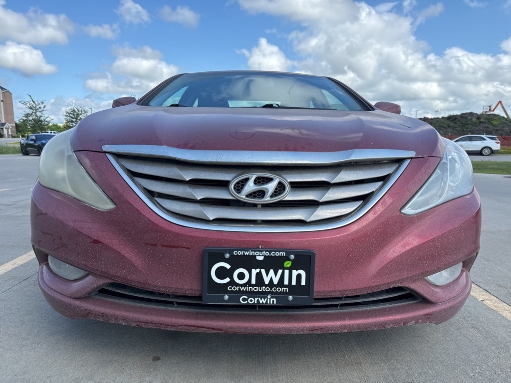 Used 2012 Hyundai Sonata SE with VIN 5NPEC4AC9CH444398 for sale in Moorhead, Minnesota