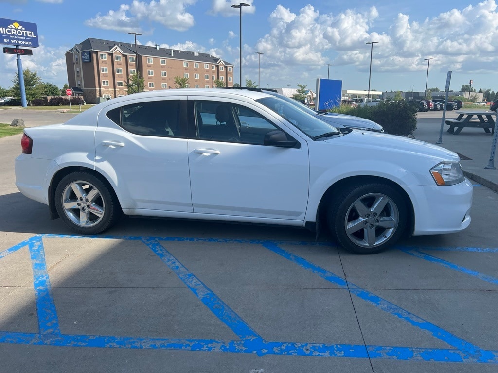 Used 2012 Dodge Avenger SE with VIN 1C3CDZAB6CN294702 for sale in Moorhead, Minnesota
