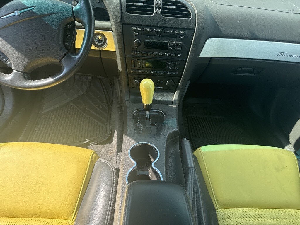 2002 Ford Thunderbird Premium photo 3