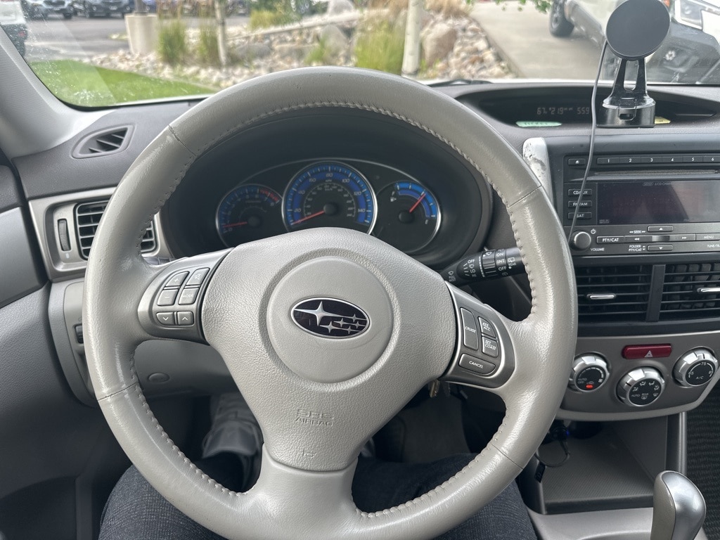 Used 2009 Subaru Forester 2.5X Limited with VIN JF2SH64669H746388 for sale in Moorhead, Minnesota