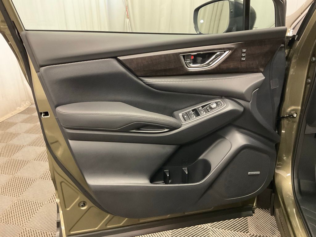 2026 Subaru Ascent Touring - Photo 10