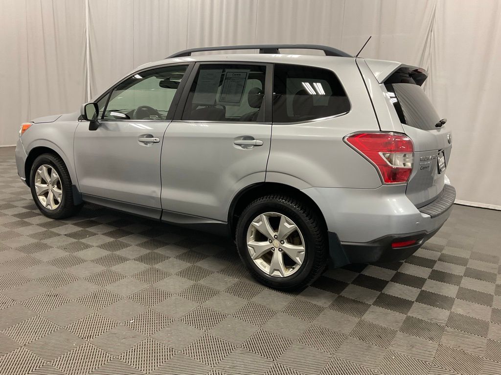 2014 Subaru Forester 2.5i Limited photo 4