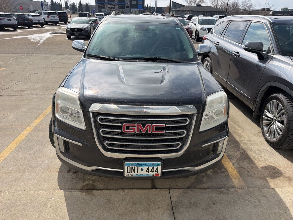 2017 Gmc Terrain SLE photo 2