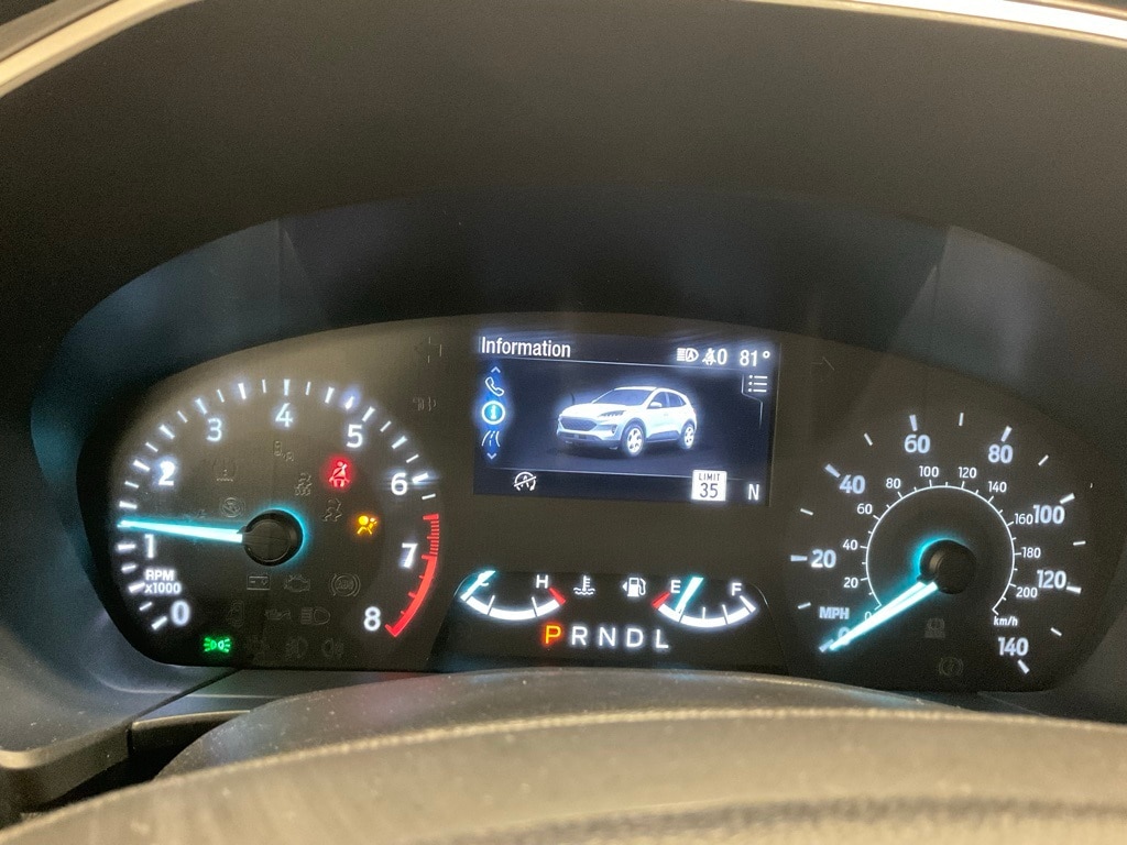 Used 2022 Ford Escape SE with VIN 1FMCU9G69NUA74559 for sale in Moorhead, Minnesota