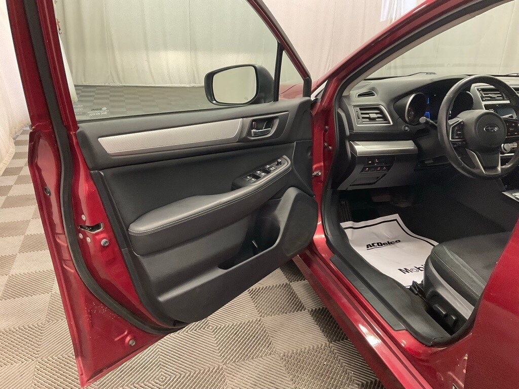 2019 Subaru Legacy 2.5i Premium photo 4