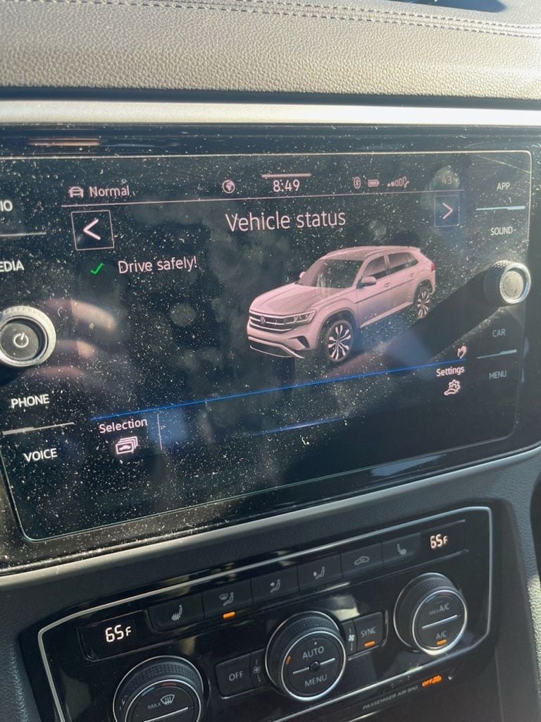 Used 2022 Volkswagen Atlas Cross Sport SE w/Tech with VIN 1V2HC2CA7NC213719 for sale in Moorhead, Minnesota