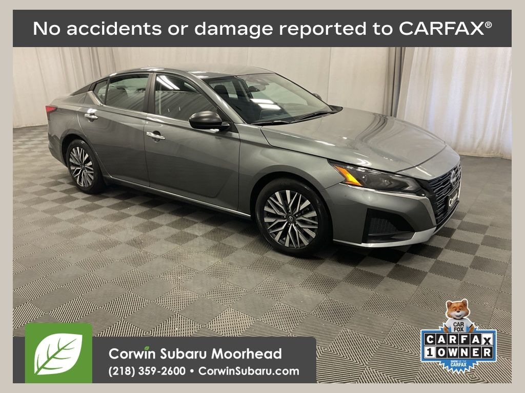Used 2025 Nissan Altima SV Sedan