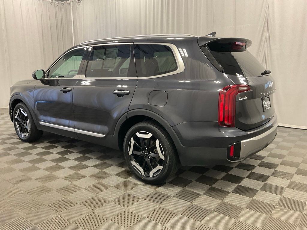 Used 2025 Kia Telluride S SUV