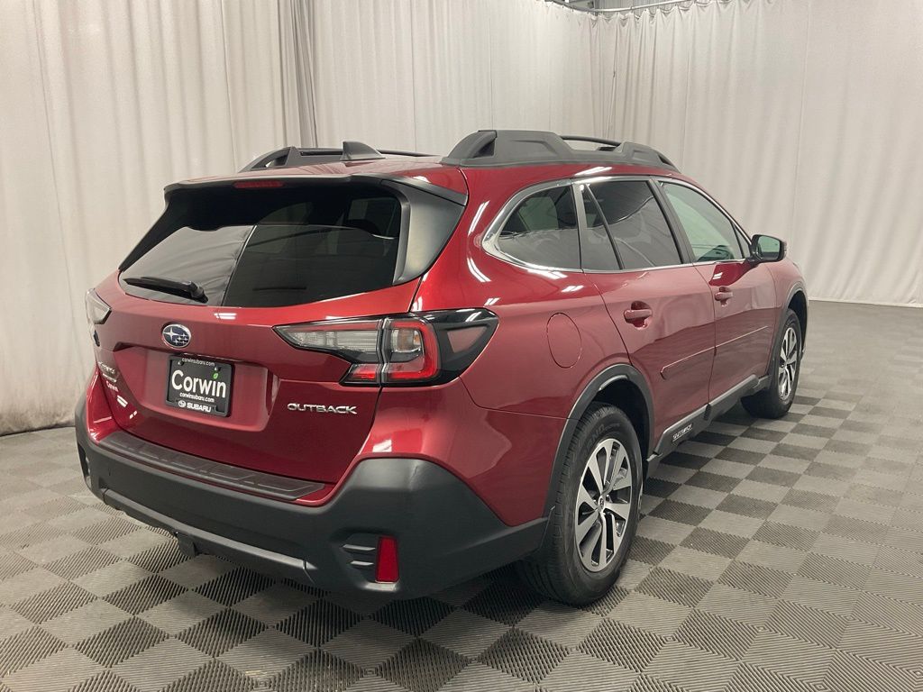 Used 2020 Subaru Outback Premium with VIN 4S4BTACC1L3261132 for sale in Moorhead, Minnesota