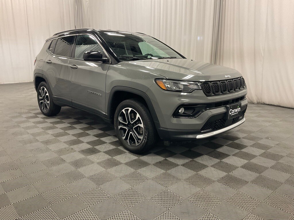 2024 Jeep Compass Limited photo 2