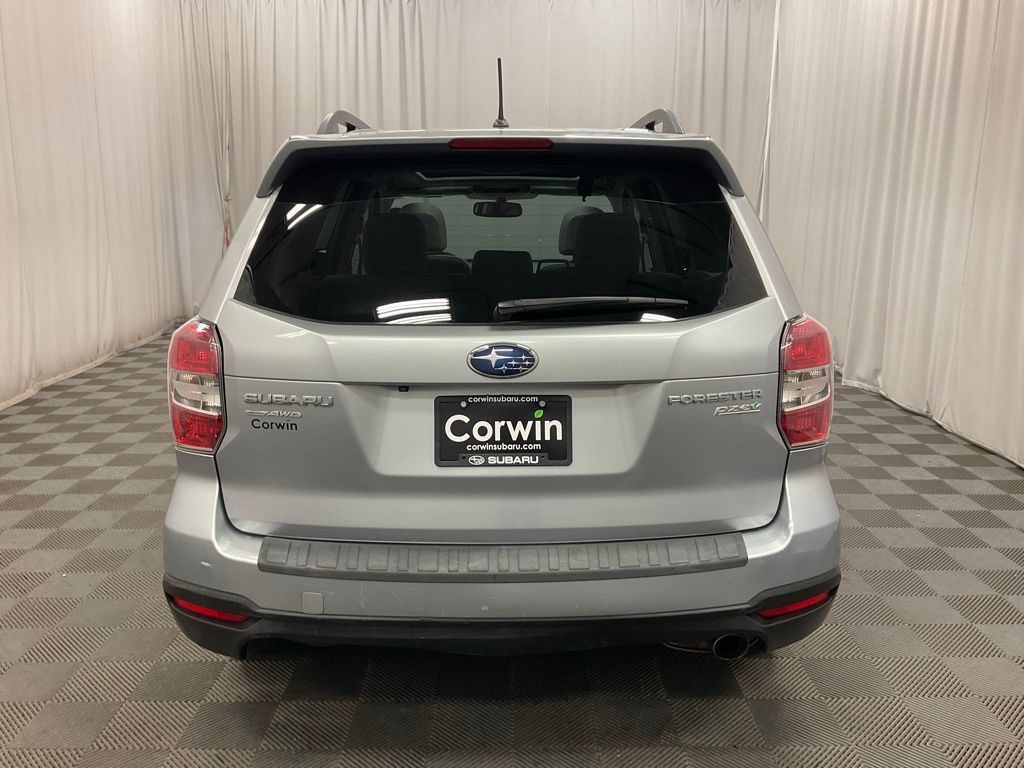 2014 Subaru Forester 2.5i Limited photo 3