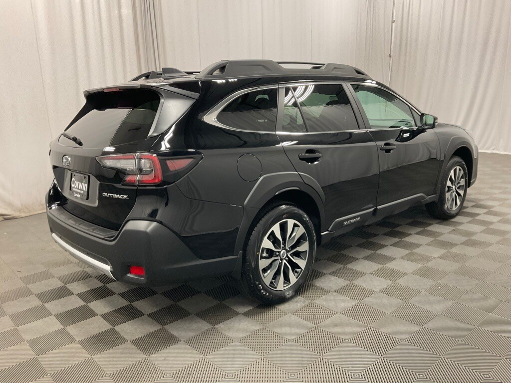 2025 Subaru Outback Limited photo 2