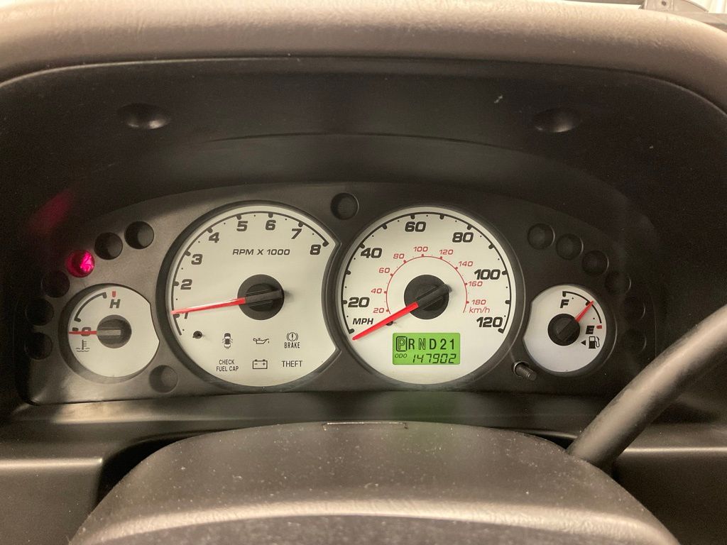 Used 2001 Ford Escape XLT with VIN 1FMYU04101KA36413 for sale in Moorhead, Minnesota