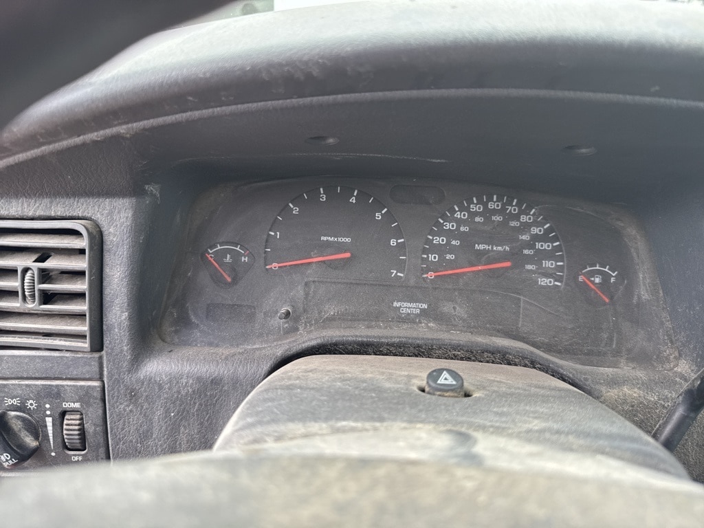 Used 2003 Dodge Durango SPORT with VIN 1D4HS38N53F594331 for sale in Moorhead, Minnesota