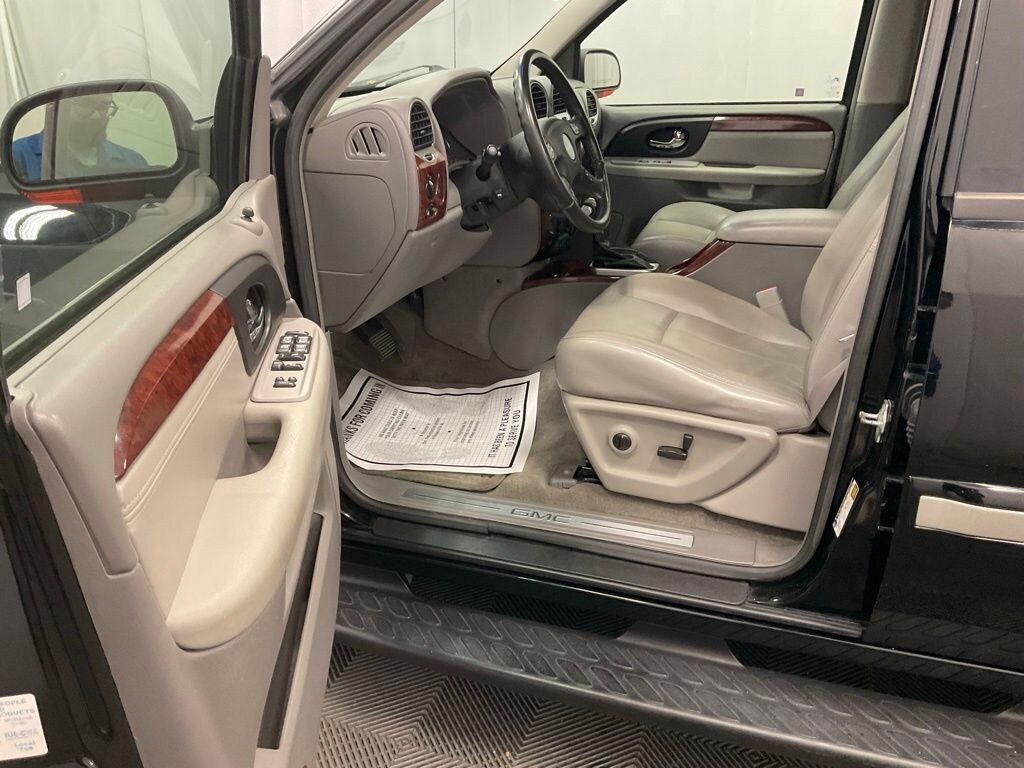 Used 2005 GMC Envoy SUV