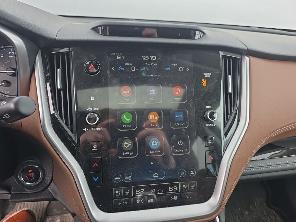 2024 Subaru Outback Touring photo 3