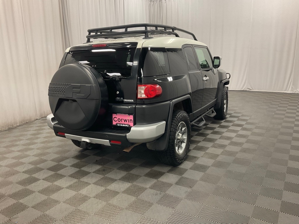 Used 2011 Toyota FJ Cruiser Base with VIN JTEBU4BF2BK105681 for sale in Moorhead, Minnesota