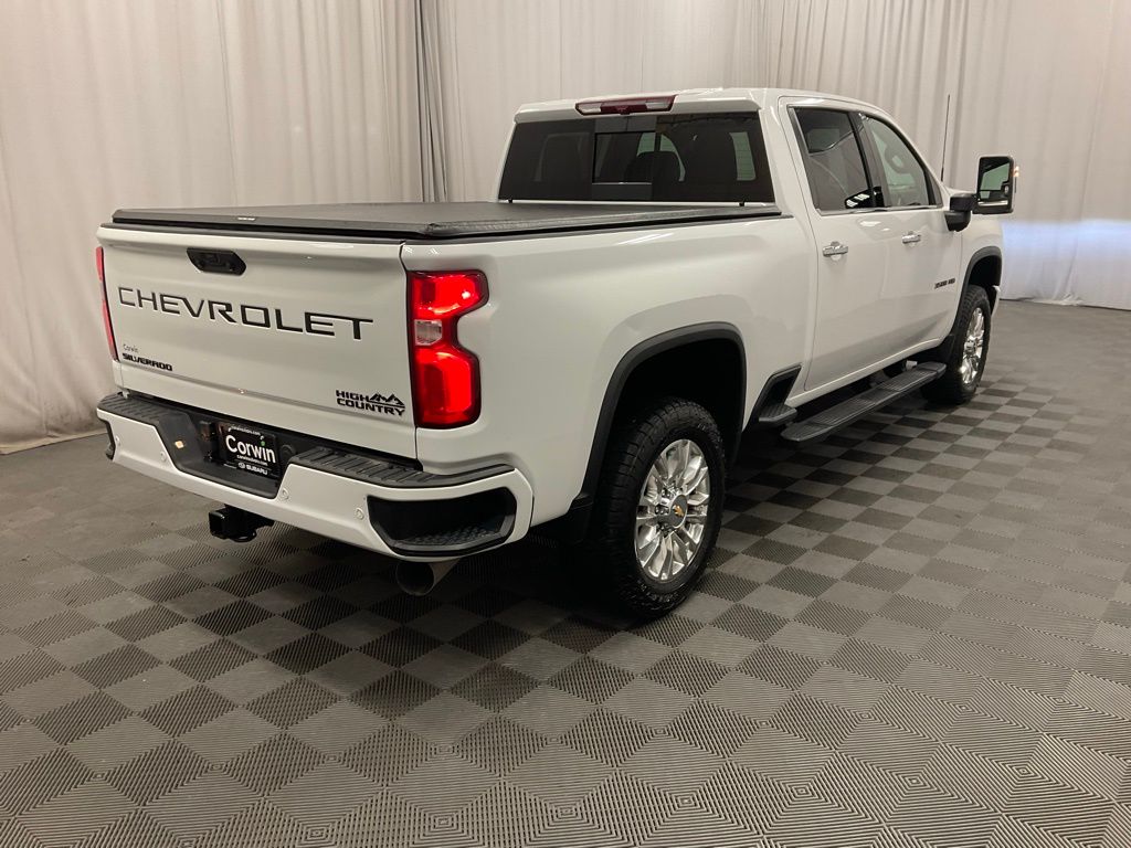 Used 2022 Chevrolet Silverado 3500HD High Country with VIN 2GC4YVEYXN1209070 for sale in Moorhead, Minnesota