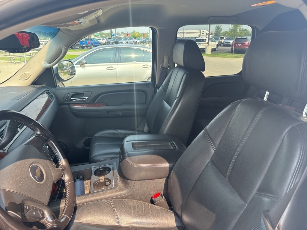 Used 2008 Chevrolet Avalanche LTZ with VIN 3GNFK12328G167184 for sale in Moorhead, Minnesota