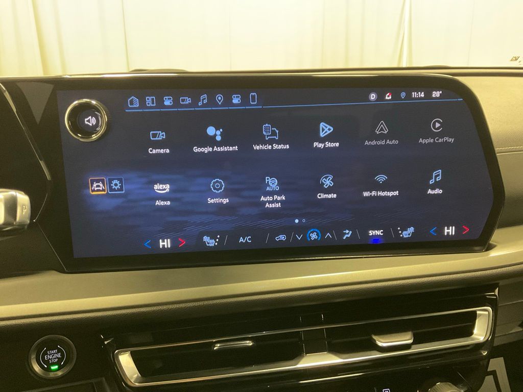 Used 2024 Chevrolet Traverse LT with VIN 1GNEVGKS8RJ145865 for sale in Moorhead, Minnesota