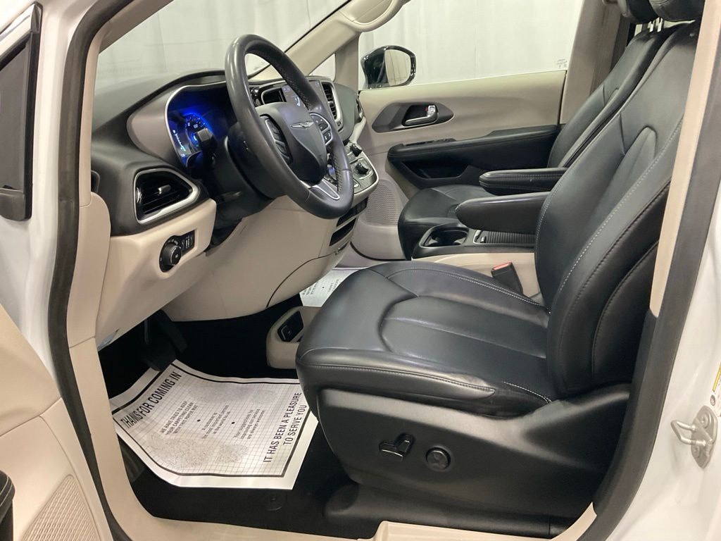 Used 2024 Chrysler Pacifica Touring L Van Passenger Van