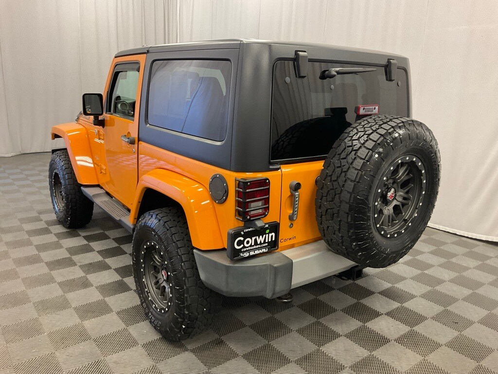 2012 Jeep Wrangler Sahara photo 3