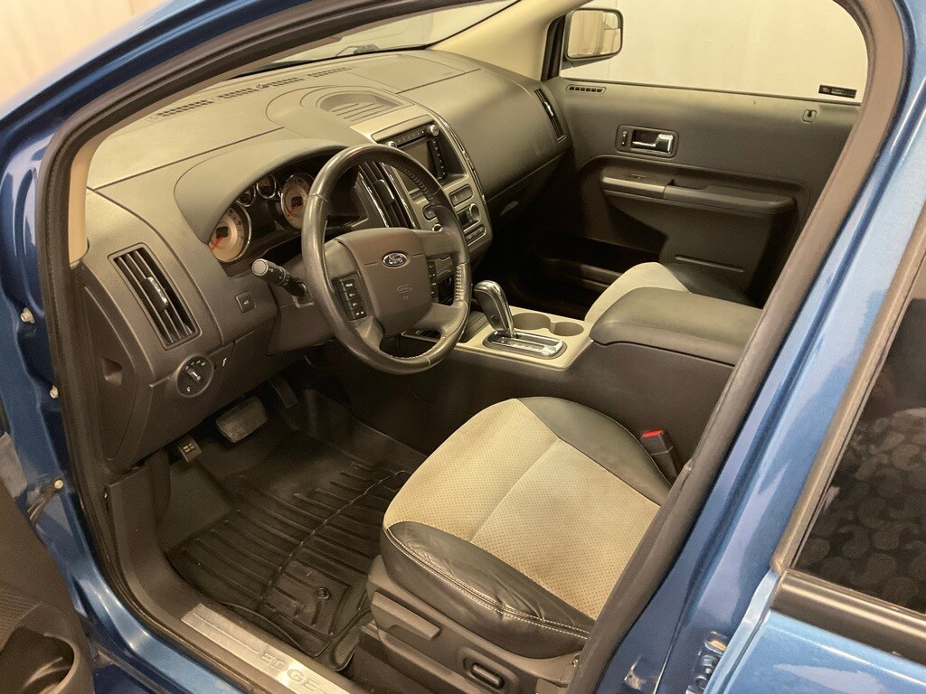 2009 Ford Edge Sport photo 4