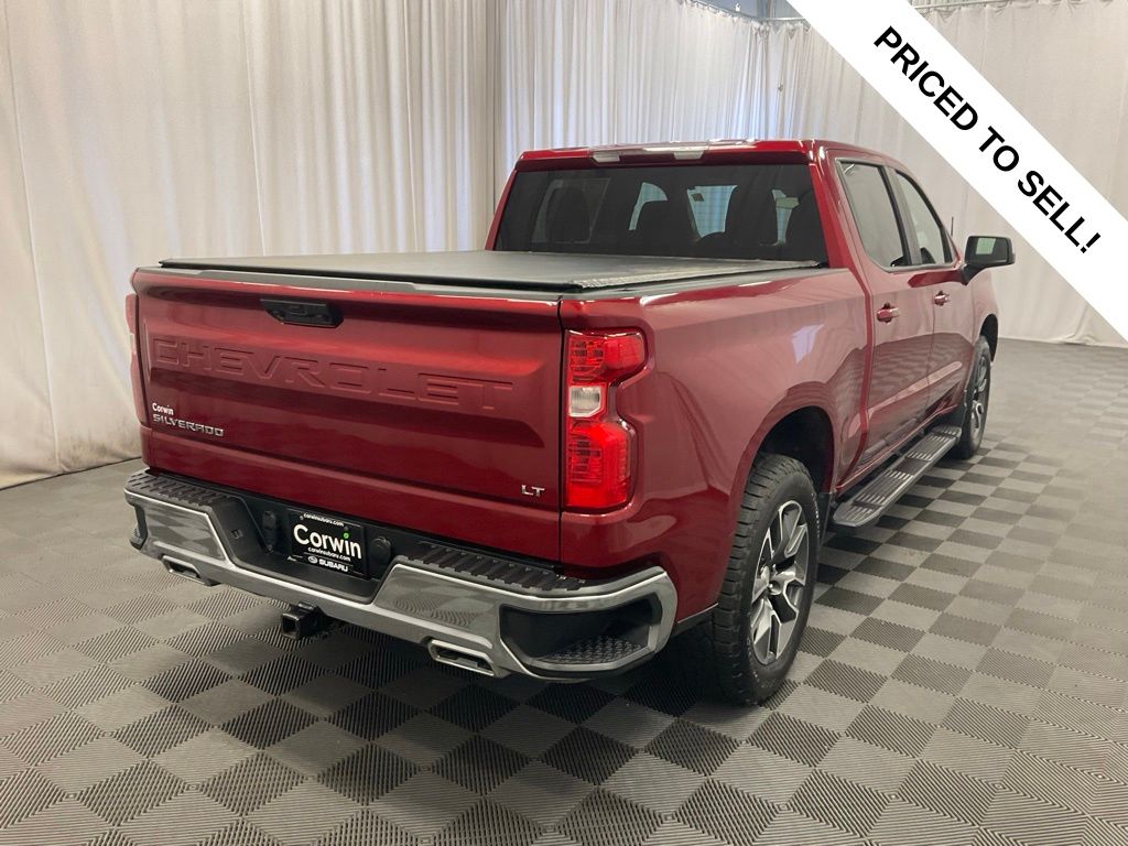 Used 2023 Chevrolet Silverado 1500 LT with VIN 1GCUDDE80PZ249982 for sale in Moorhead, Minnesota