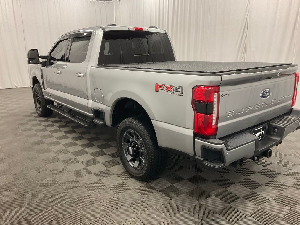 2024 Ford F-250 Lariat photo 4