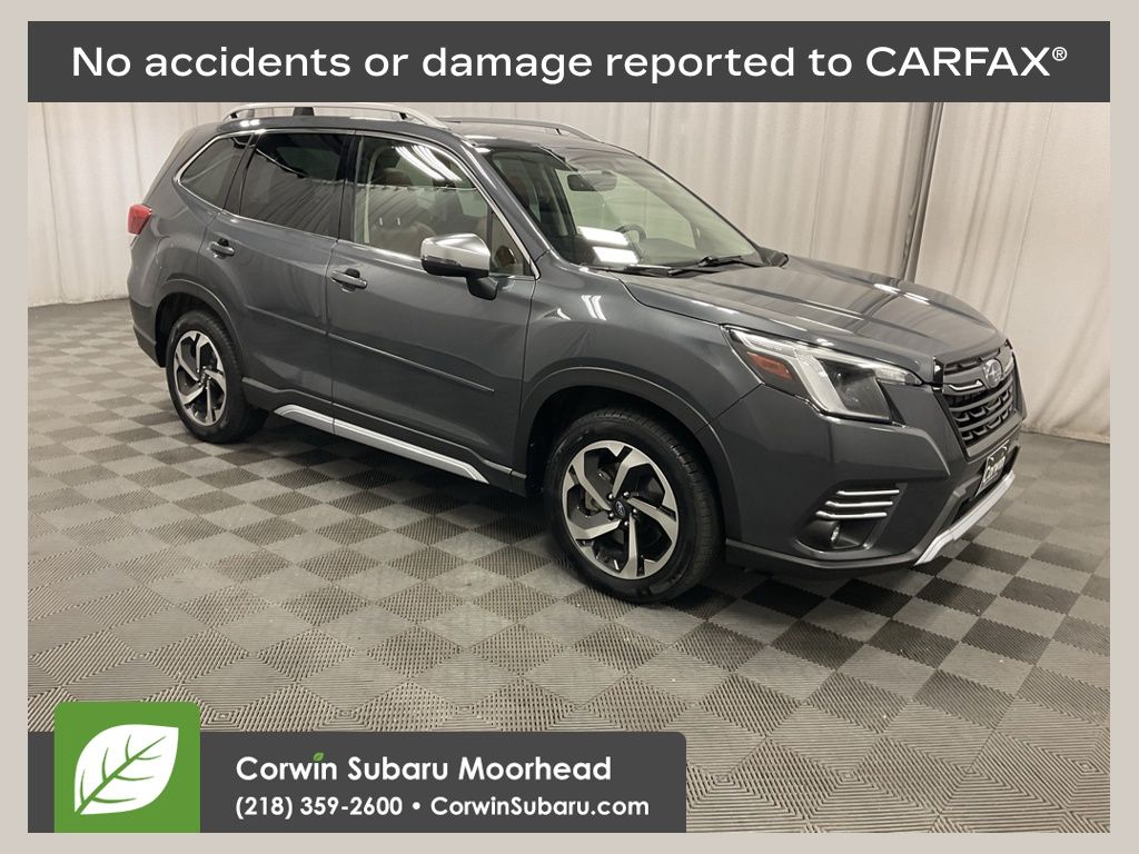 2022 Subaru Forester Touring's photo