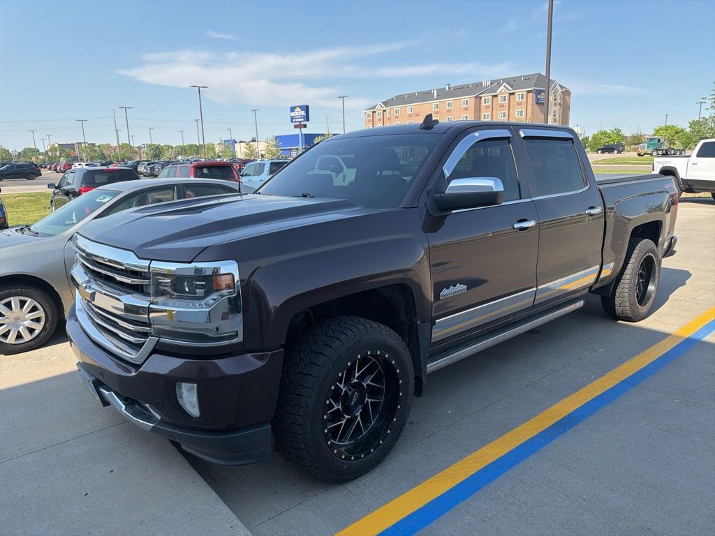 Used 2016 Chevrolet Silverado 1500 High Country with VIN 3GCUKTEJ5GG301139 for sale in Moorhead, Minnesota