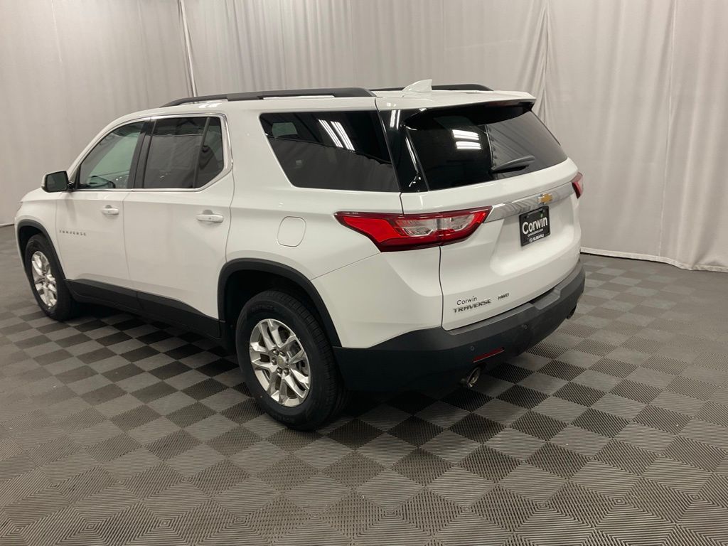 Used 2019 Chevrolet Traverse 3LT with VIN 1GNEVHKW0KJ236997 for sale in Moorhead, Minnesota